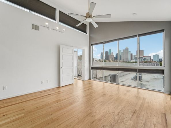 1601 W Webster Street 18, Houston TX 77019