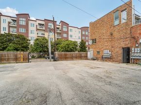 1601 W Webster Street 18, Houston TX 77019