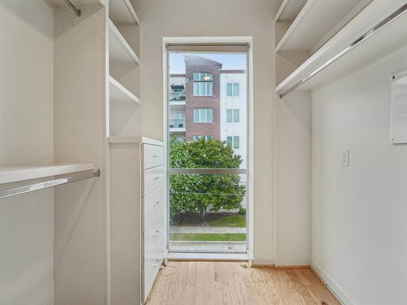 1601 W Webster Street 18, Houston TX 77019