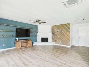 7135 La Entrada Drive, Houston TX 77083