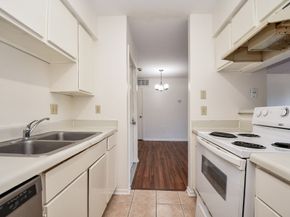 8429 Hearth Drive 27, Houston TX 77054