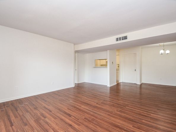 8429 Hearth Drive 27, Houston TX 77054