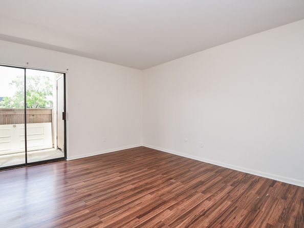 8429 Hearth Drive 27, Houston TX 77054
