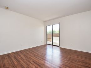 8429 Hearth Drive 27, Houston TX 77054