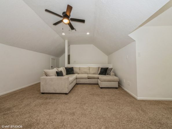 1320 E Red Cedar Circle, The Woodlands TX 77380