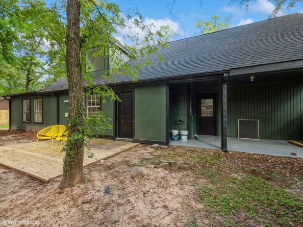 1320 E Red Cedar Circle, The Woodlands TX 77380