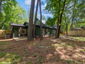 1320 E Red Cedar Circle, The Woodlands TX 77380