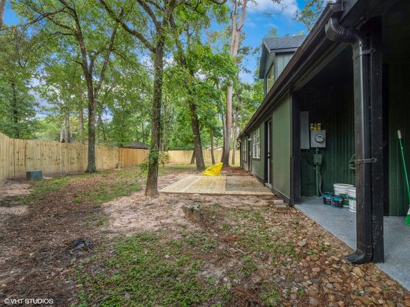 1320 E Red Cedar Circle, The Woodlands TX 77380