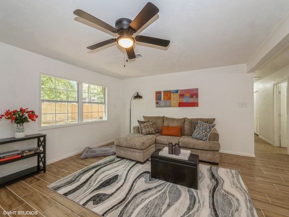 1320 E Red Cedar Circle, The Woodlands TX 77380