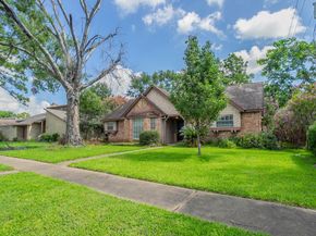 5606 Water Leaf Lane, Houston TX 77088