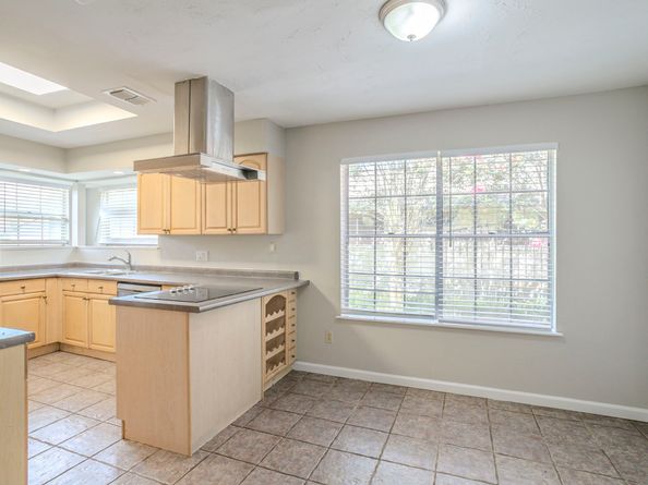 5606 Water Leaf Lane, Houston TX 77088