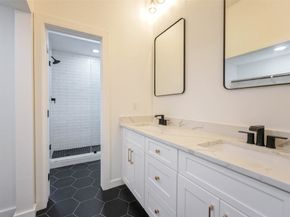 10118 Briar Rose Drive, Houston TX 77042