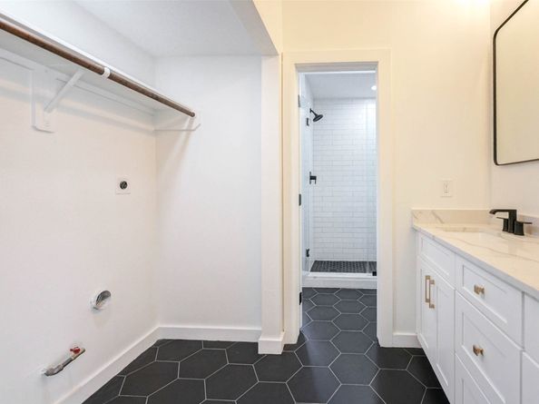 10118 Briar Rose Drive, Houston TX 77042