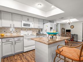 5427 Cairnleigh Drive, Houston TX 77084