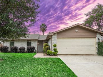 5427 Cairnleigh Drive