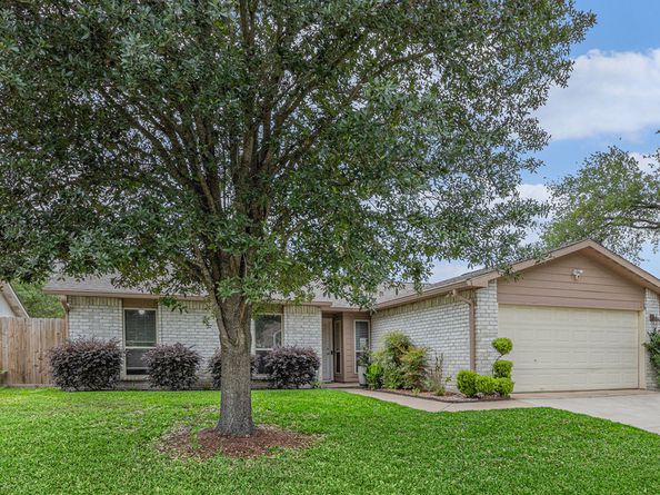 5427 Cairnleigh Drive, Houston TX 77084