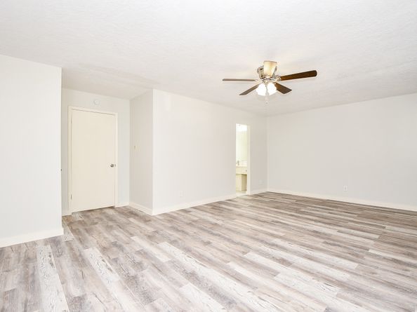 606 N Eldridge Parkway 3, Houston TX 77079