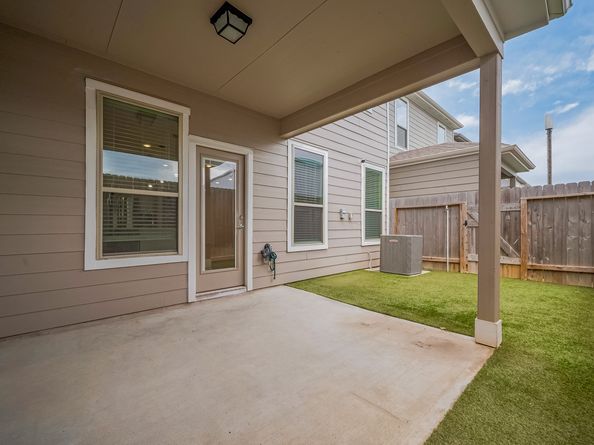 1720 Summerlyn Terrace Drive, Houston TX 77080