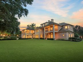 16 Grand Mnr, Sugar Land TX 77479