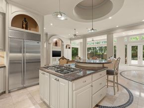 16 Grand Mnr, Sugar Land TX 77479
