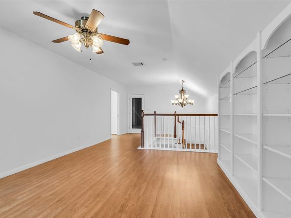 606 Packer Court, Webster TX 77598