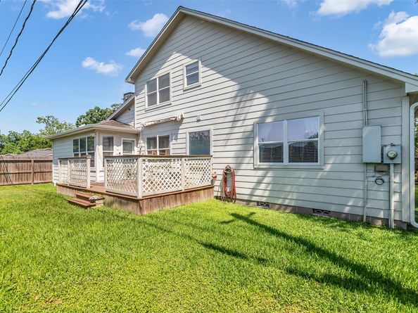 606 Packer Court, Webster TX 77598