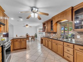 606 Packer Court, Webster TX 77598