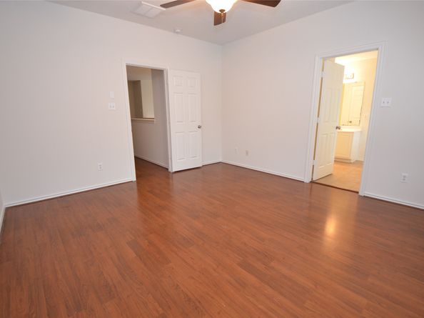 226 W Stedhill Loop, Conroe TX 77384
