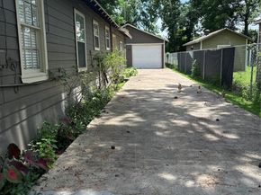 132 Grothe Lane, Houston TX 77022