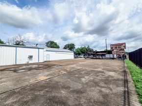 7528 Gainesville Street, Houston TX 77020