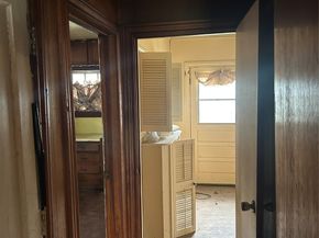 213 Armstrong Street, Houston TX 77029