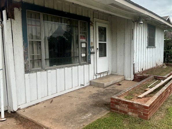 213 Armstrong Street, Houston TX 77029
