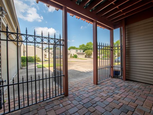1365 Chardonnay Drive, Houston TX 77077