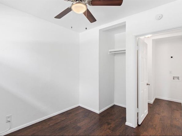 8410 Elrod Street, Houston TX 77017