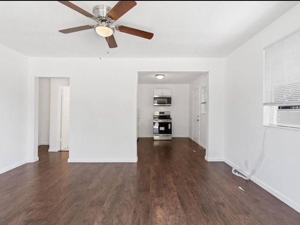 8410 Elrod Street, Houston TX 77017