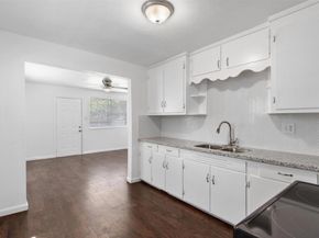 8410 Elrod Street, Houston TX 77017
