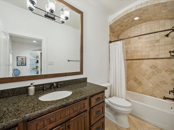 6526 Pickens Street, Houston TX 77007