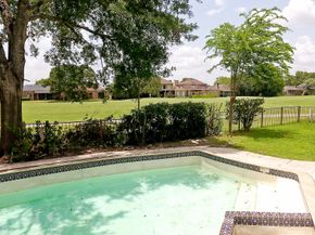 27 Charleston Street N, Sugar Land TX 77478