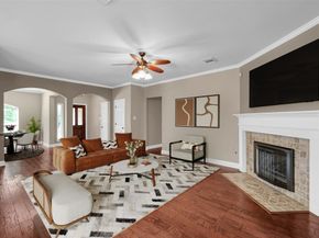 51 N Merryweather Circle, The Woodlands TX 77384