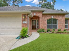 51 N Merryweather Circle, The Woodlands TX 77384