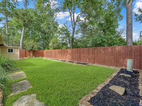51 N Merryweather Circle, The Woodlands TX 77384