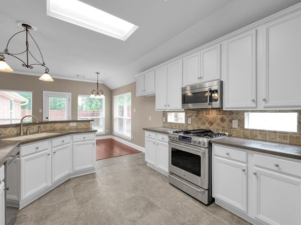 51 N Merryweather Circle, The Woodlands TX 77384