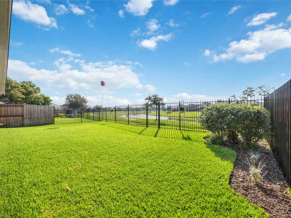 12834 Northpointe Bend Drive, Tomball TX 77377