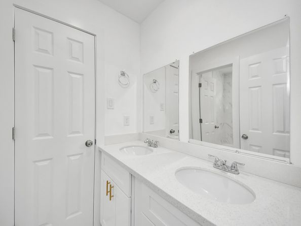 4702 Baton Rouge Street A/B, Houston TX 77028