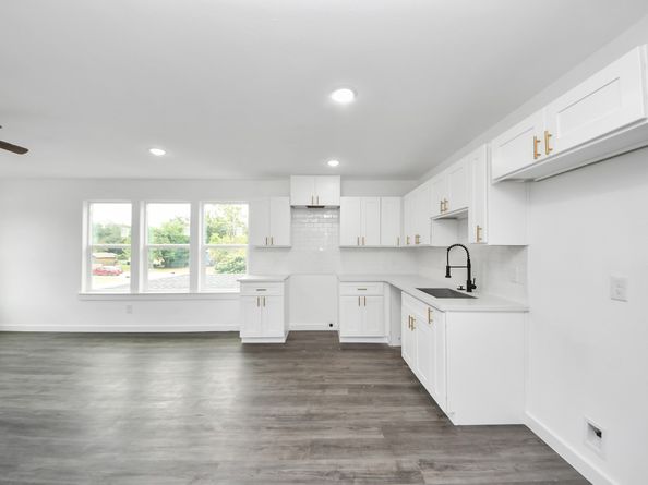 4702 Baton Rouge Street A/B, Houston TX 77028