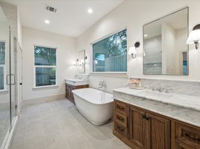 1918 Spillers Lane, Houston TX 77043