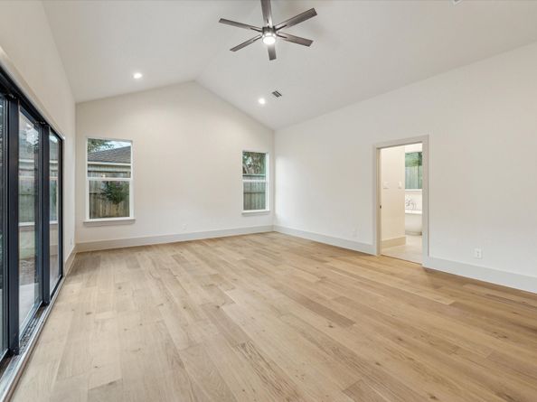 1918 Spillers Lane, Houston TX 77043