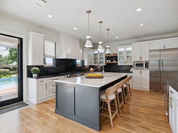 919 Worthshire Street, Houston TX 77008