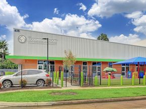 1031 W 23rd Street, Houston TX 77008