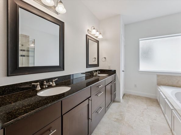 1031 W 23rd Street, Houston TX 77008